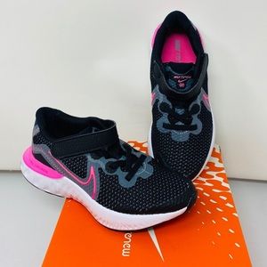 NIKE RENEW RUN Sneaker*US 11,11.5,12,13.5*$75